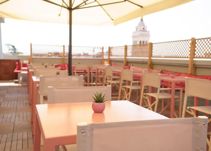 Moderno Hotel Roma
